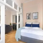 City Center Dream Home At The Danube
