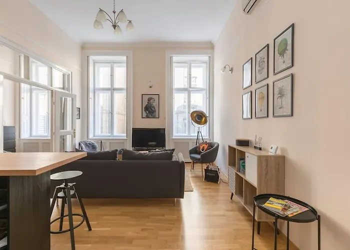 City Center Dream Home At The Danube