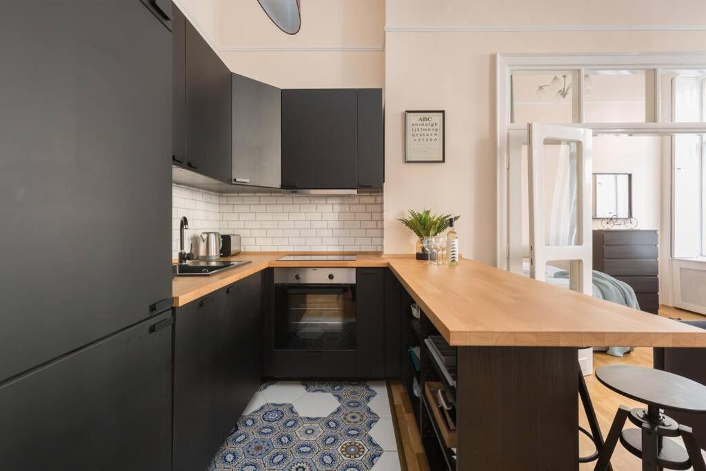 Apartment Center Dream At The Danube *